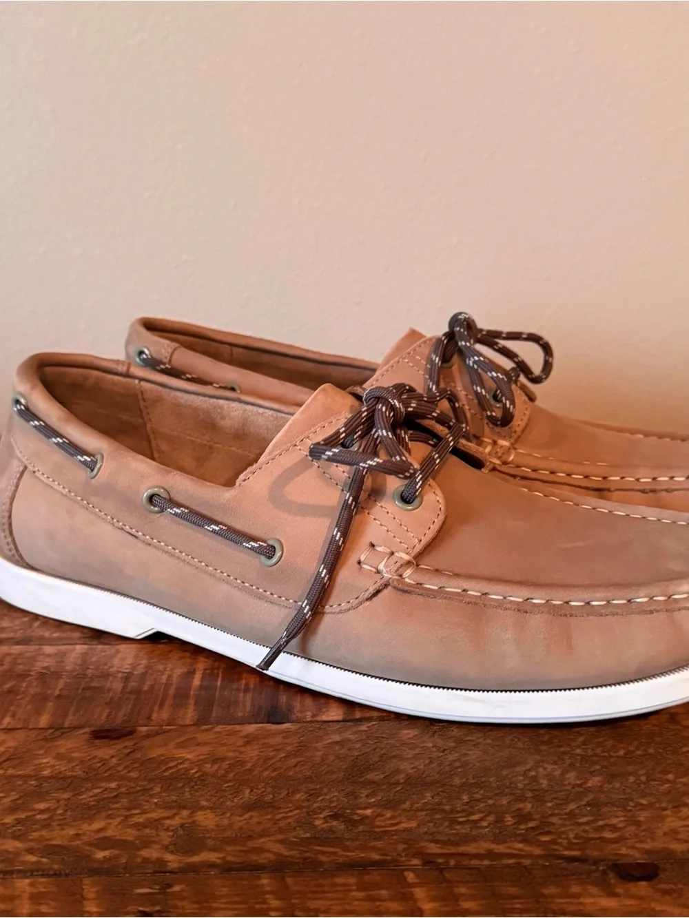 Samuel Windsor Tan Suede Men’s Boat Deck Shoes with Contrast Laces